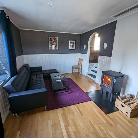 Lilla Loevkulla Villa Ostra Frolunda Dış mekan fotoğraf